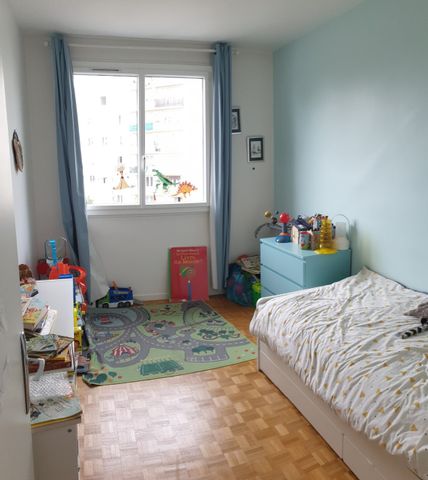 Location Appartement 5 pièces 107m² CHATOU 78400 - Photo 3