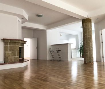 Compound villa - Photo 1
