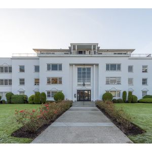 Somerset Manor - Photo 2