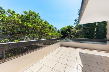 Freshly Updated in Quiet Rear Block Position - Photo 5