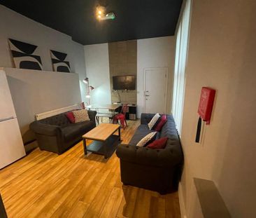 9 bedroom semi-detached house to rent - Photo 5