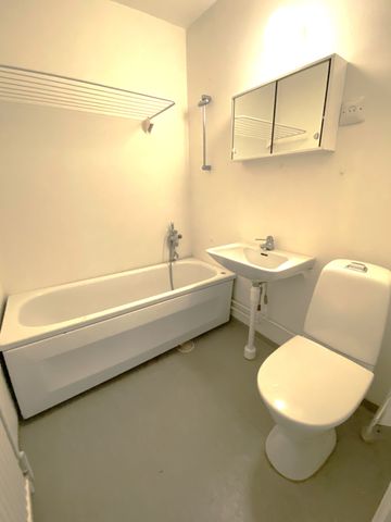 Torparegatan 15 - Photo 2