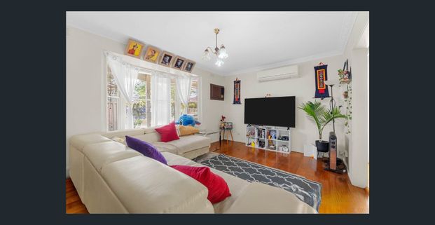 SPACIOUS FAMILY HOME FOR LEASE IN A PRIME ST ALBANS LOCATION - Photo 1