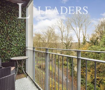 2 bedroom apartment to rent Azure Court, Sovereign Way, Tonbridge, TN9 - Photo 1