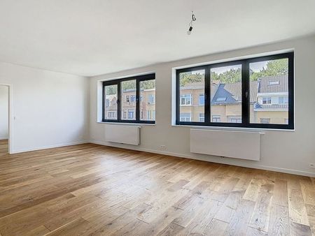Appartement te huur - Foto 2