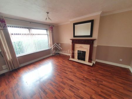 Price £900 pcm - Available Now - Unfurnished - Photo 2