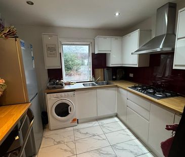 Room in a Shared House, Bensham Lane, CR7 - Photo 4