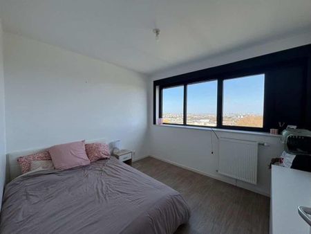 Location Appartement 4 pièces 75m² BREST 29200 - Photo 3