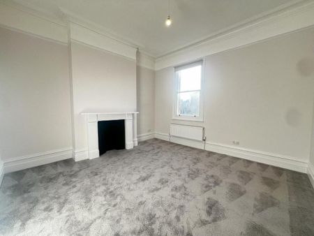 4 bedroom apartment to rent - Photo 2