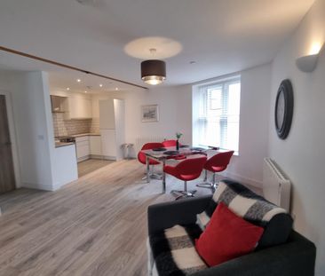 Castle View Court, Newport - Photo 3