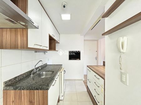 Apartamento com 3 quartos e 73m² para alugar em Tristeza, Porto Alegre. - Foto 5