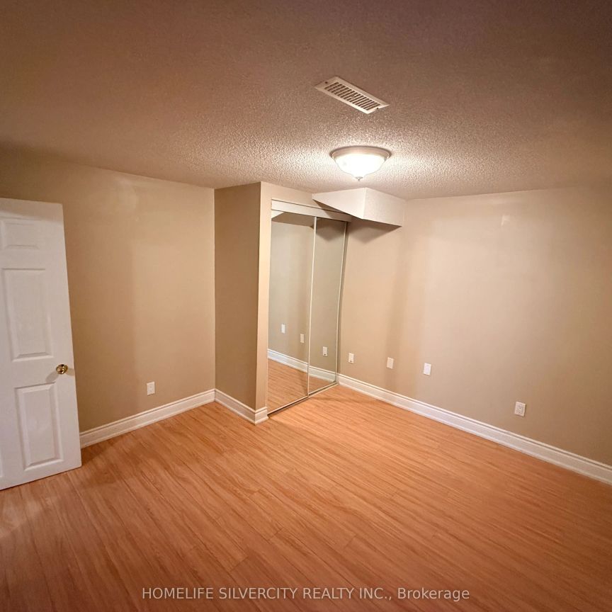 118 Chloe Crescent #BSMT - Photo 1