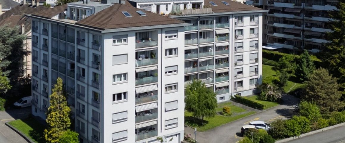 Bel appartement d'1.5p au 4ème étage - Foto 1