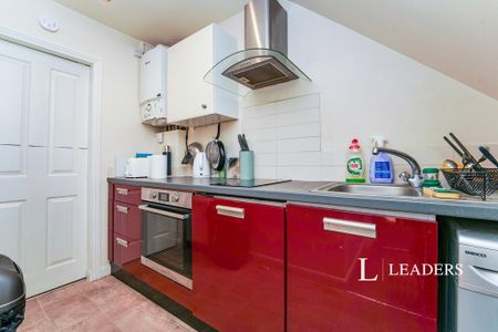 1 bedroom flat to rent - Photo 2