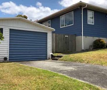 Family Home - Photo 3