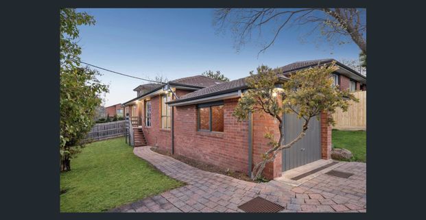 Lifestyle Location! - Photo 1