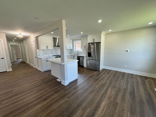 For Lease - 221 Acton Avenue, Toronto, Ontario - Photo 1