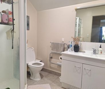 Charming home - sunny and spacious - Photo 6