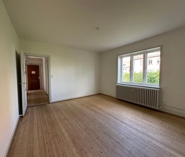 Hyggelig 3-værelses lejlighed i Odense C med have - Foto 4