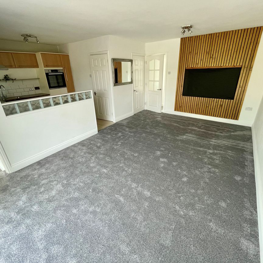 St Michaels Road, Norwich, Long Stratton - Photo 1