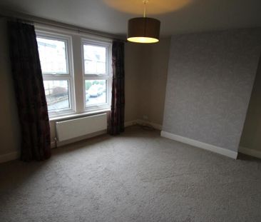 4 bedroom house to rent - Photo 3