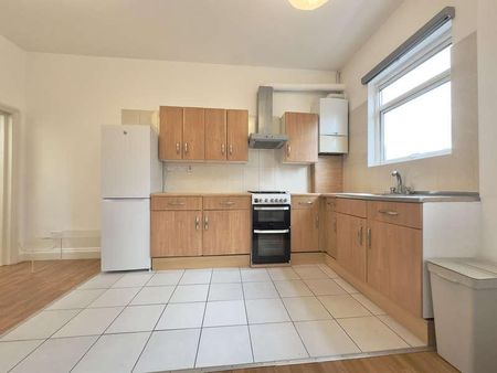 Stoke Newington Road, N16 - Photo 3