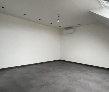 Appartement te huur in Genk voor € 985 met 2 slaapkamers - Foto 4