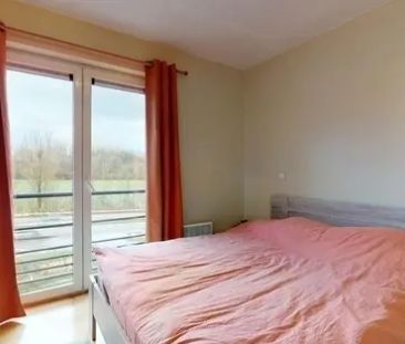 Ruim en licht appartement van 112 m² met 2 slaapkamers, keld - Photo 4