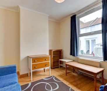 4 bedroom house to rent - Photo 1