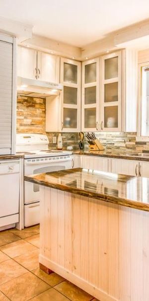 🌟 Grand 4 ½ lumineux TOUT INCLUS avec cour privée et stationnement – Disponible le 1er juillet - Photo 1