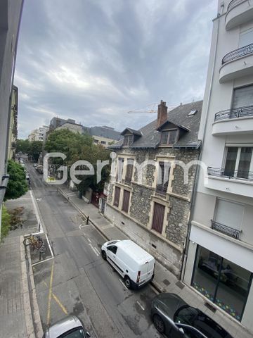 Location Appartement 1 pièce 15,04 m² - Photo 5