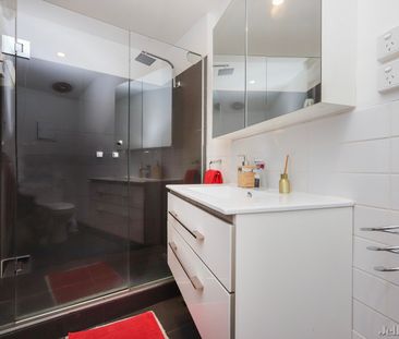 41/131 Lonsdale Street, Melbourne - Photo 5