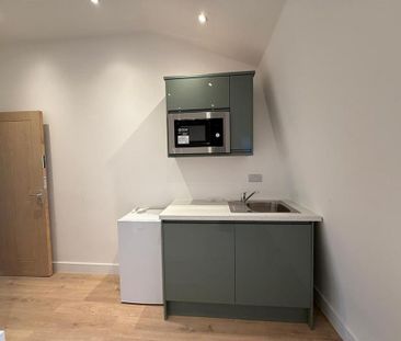 Studio to rent - Photo 4