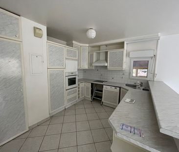 Location Appartement 2 pièces 59m² - Photo 4