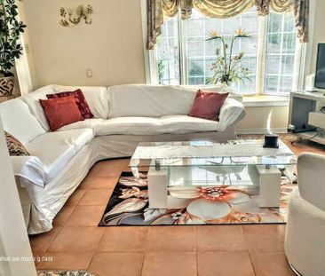 For Lease - 5506 Woodchase Crescent Unit# Main & 2nd Flr, Mississau... - Photo 3