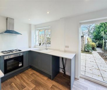 3 bedroom semi-detached house to rent - Photo 3