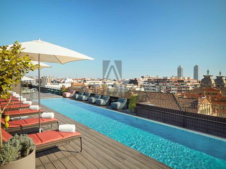 Espectacular ático con terraza privada de 50m2 en alquiler temporal junto el Parc de la Ciutadella, Barcelona - Photo 2