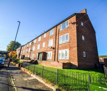 2 bedroom flat to rent - Photo 6