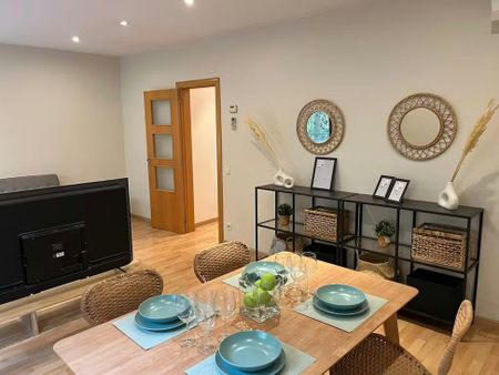 Carrer de Pavia, Barcelona, Catalonia 08028 - Photo 5