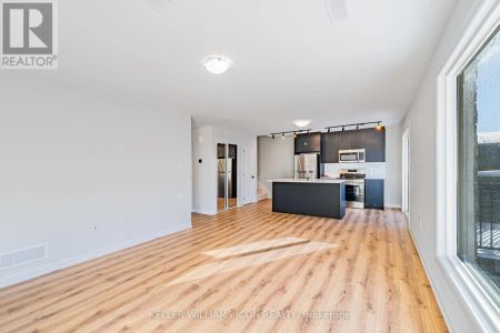 1128 CREEKWAY PRIVATE - Photo 2