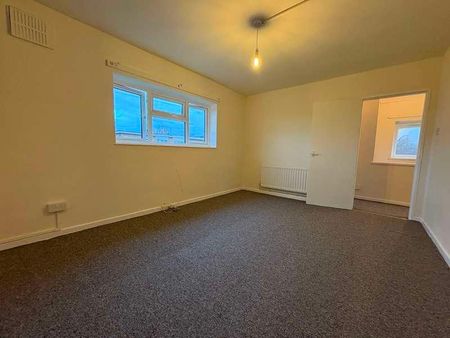 East Avenue, Donnington, Telford, TF2 - Photo 5