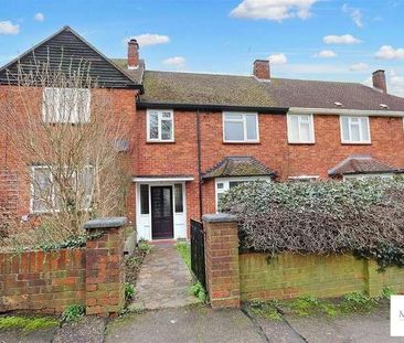 Lower Swaines, Epping, CM16 - Photo 4