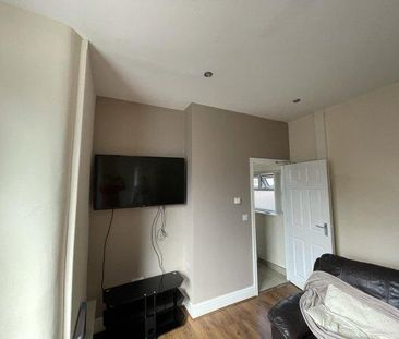 6 bedroom house share to rent - Photo 1