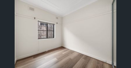 Freshly Updated Family Home in a Prime Hurlstone Park Location - Photo 5