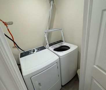 For Lease - 39 Crown Crescent Unit# (Basement), Bradford West Gwill... - Photo 2