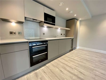 AVAILABLE FEB 15TH | 1 BED 1 STUDY ROOM| FULLY FURNISHED | FIFTH FLOOR | SECURE AND CONENIENT | OUTSTANDNG CONNECTIVITY | PREMIUM CITY LIVING - Photo 5