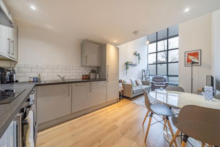 2 bedroom flat to rent - Photo 3