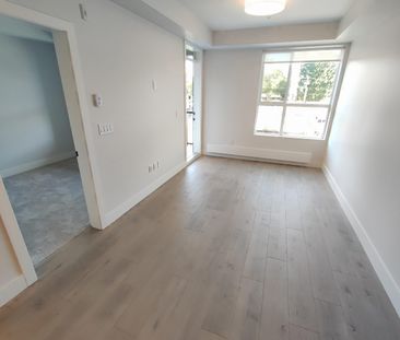 Galilea. Brand New One Bedroom in Convenient Location - Photo 5