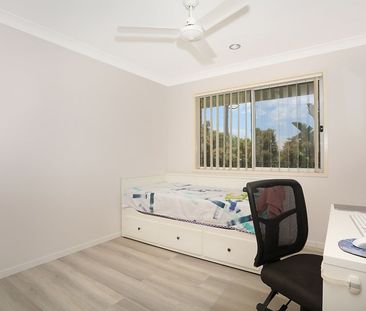 10 Collingrove Circuit, Pimpama QLD 4209 - House For Rent | Domain - Photo 4