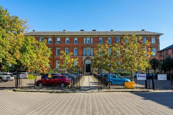 2 bedroom maisonette to rent - Photo 1